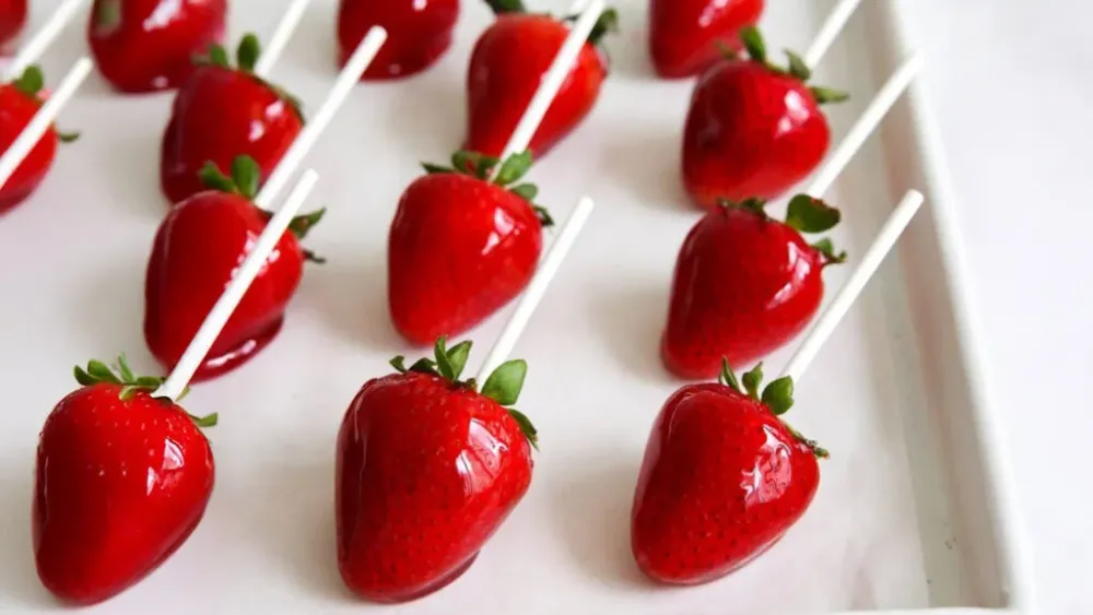 Febre do “morango do amor” eleva preços e desafia produtores em plena entressafra
