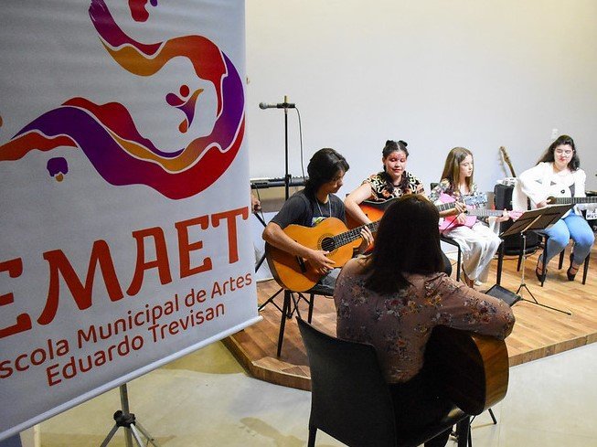 Escola Municipal de Artes de Santa Maria abre inscrições para cursos gratuitos