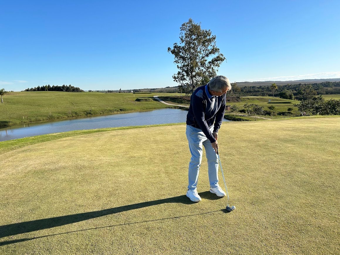 Golfe: esporte de estratégia, paciência e amizades