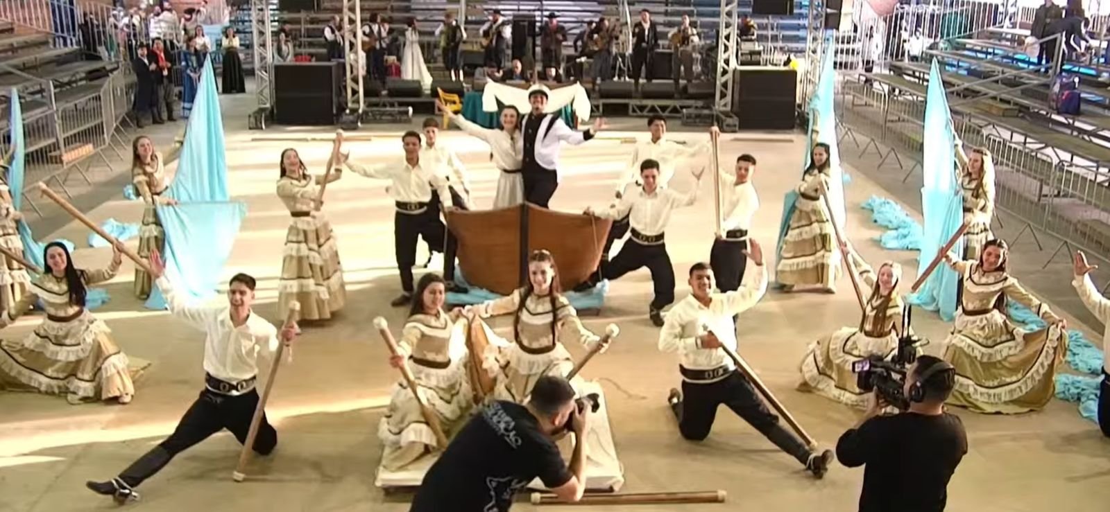 Juvenart entra no 3º dia com programação intensa em Santa Maria