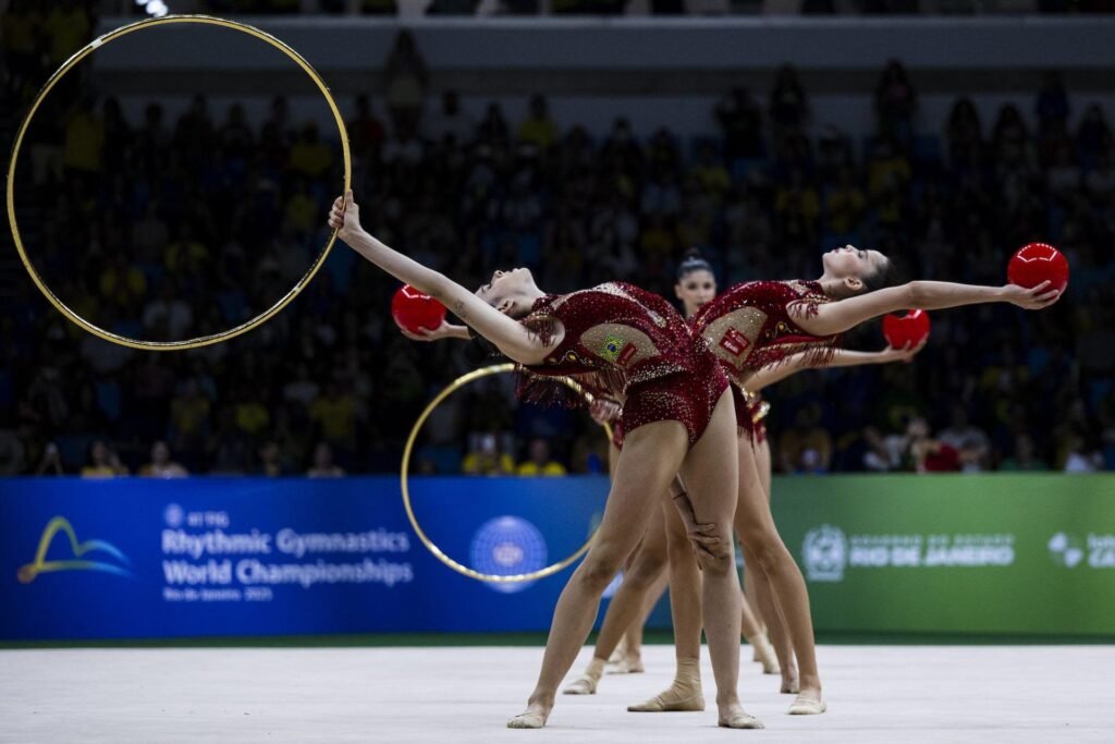 Brasil faz história na Ginástica Rítmica com duas medalhas de prata inéditas no Mundial do Rio