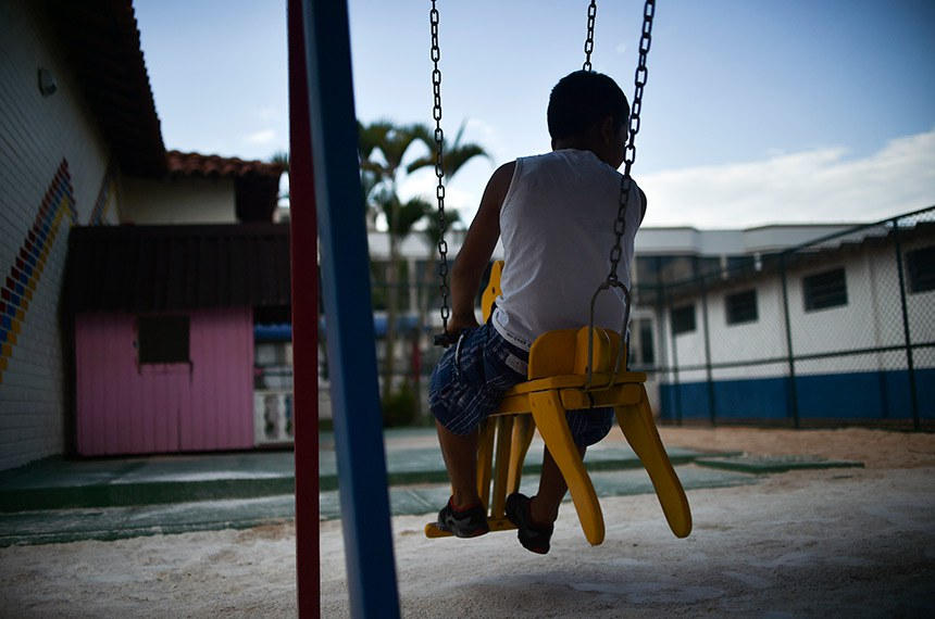 Senado aprova projeto que torna crimes de pedofilia inafiançáveis