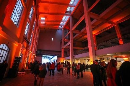 Usina do Gasômetro é reinaugurada em Porto Alegre após oito anos fechada