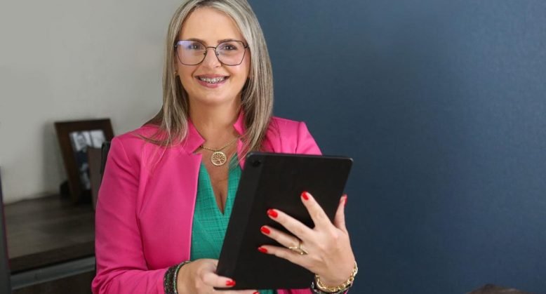 Consultoria em RH: Simone Winkelmann transforma experiência no varejo em consultoria estratégica